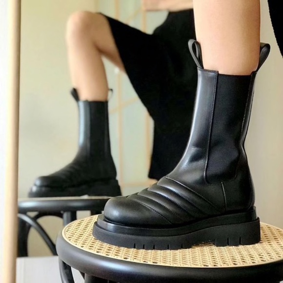 black minimalist booties ankle boots chelsea